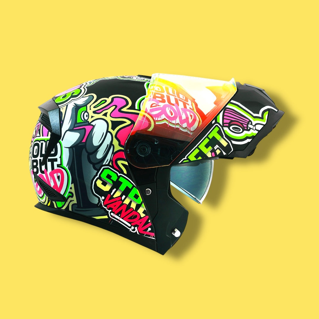 CASCO RODA REVENGE PRO LED STREET